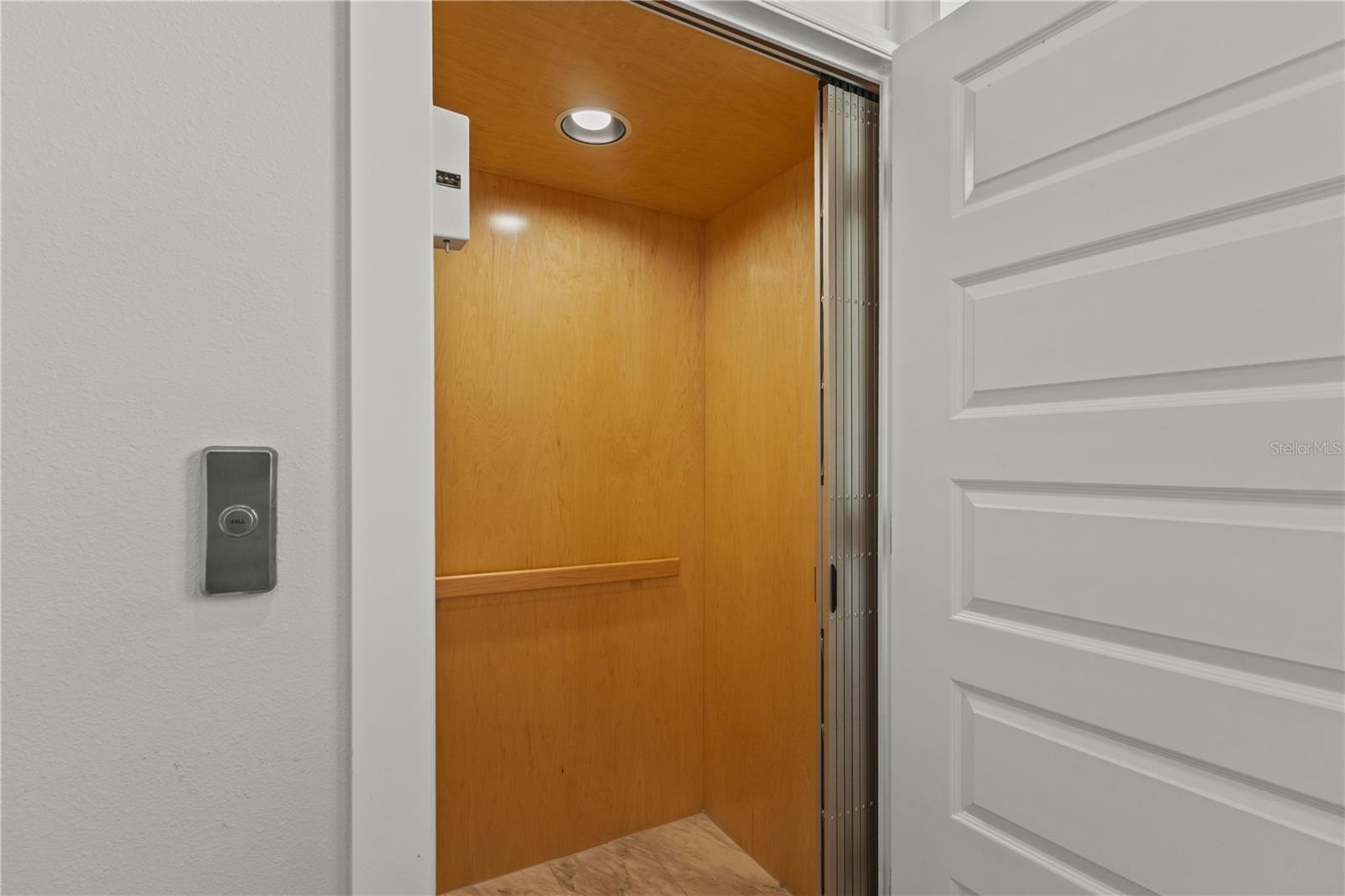 501 Lafayette Ct Property Photo 7