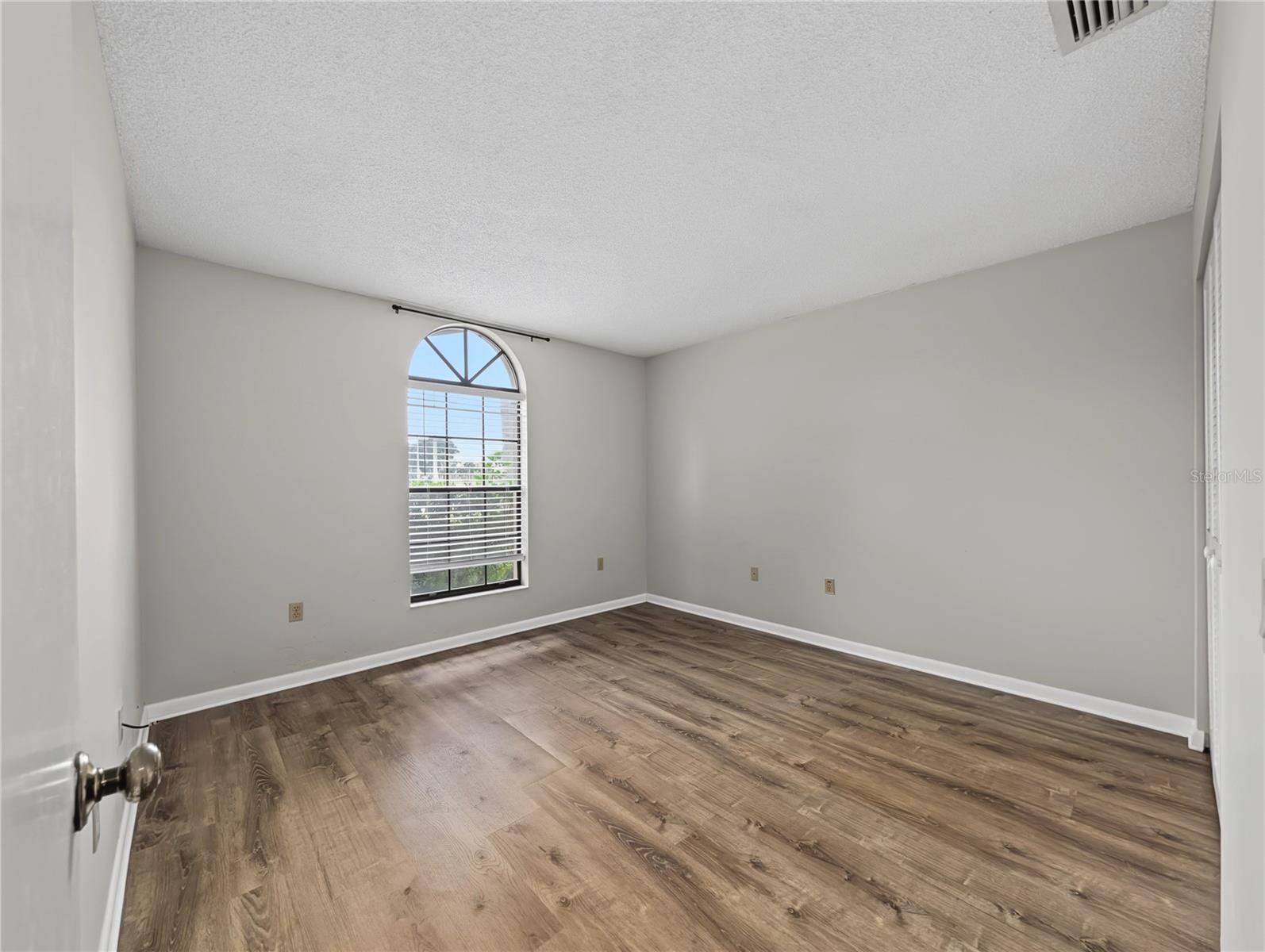 4554 Morningside #42 Property Photo 17