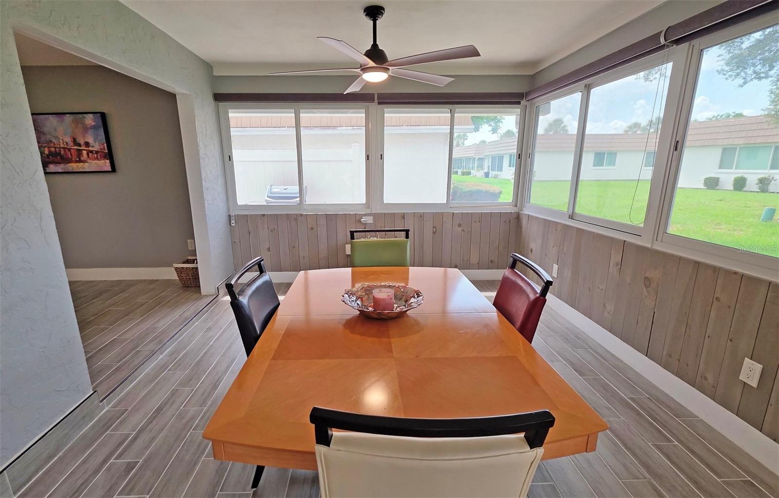 5468 Riverbluff Cir #v-40 Property Photo 16