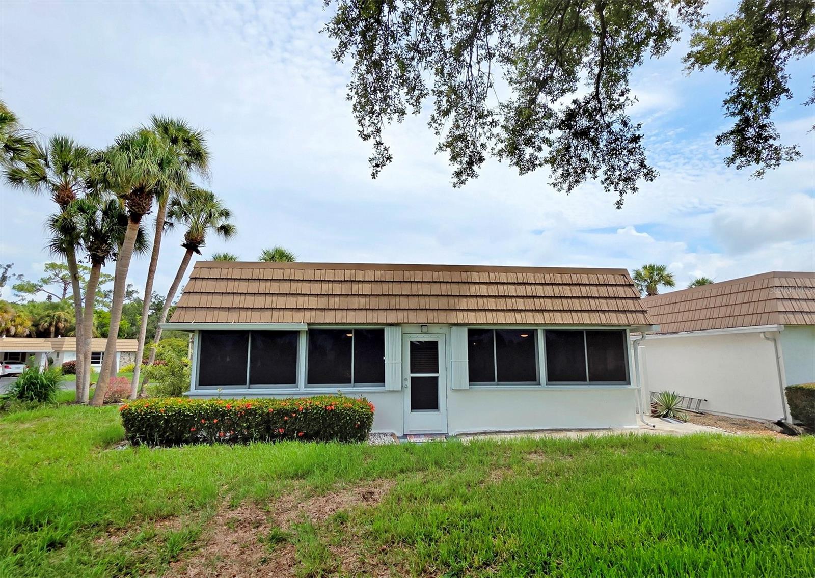 5468 Riverbluff Cir #v-40 Property Photo 31