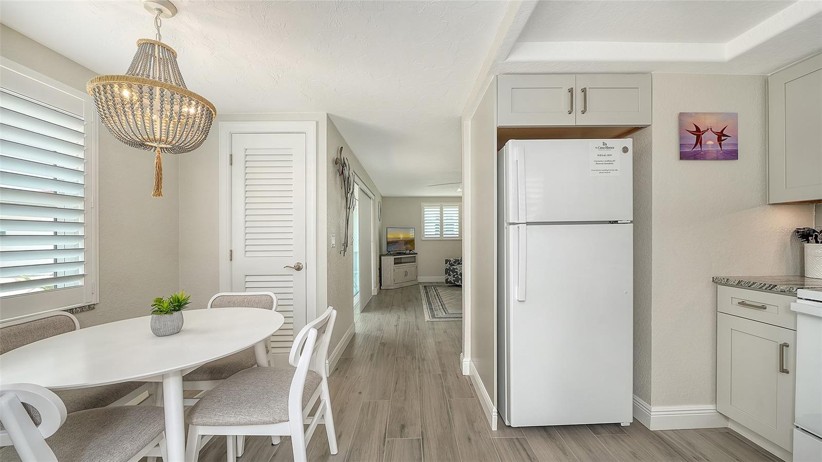 6154 Midnight Pass Rd #b5 Property Photo 6