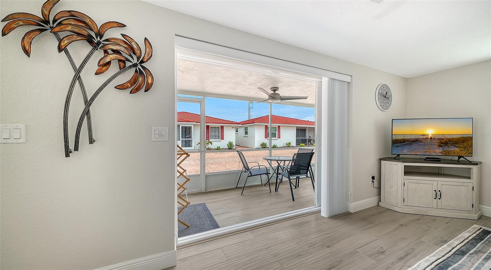 6154 Midnight Pass Rd #b5 Property Photo 17