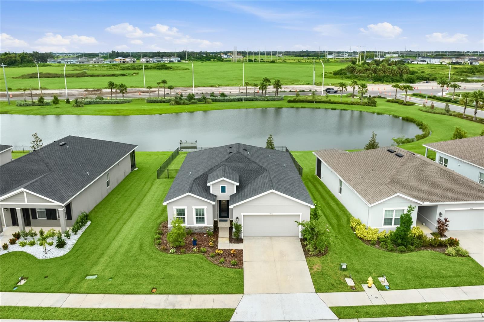 9916 DAYBREAK GLN Property Photo 1