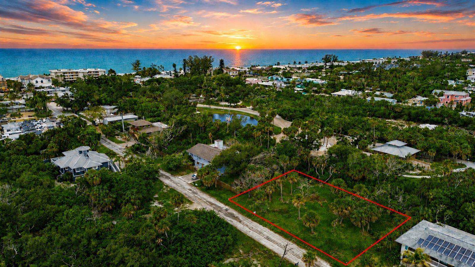 561 GULF BAY RD