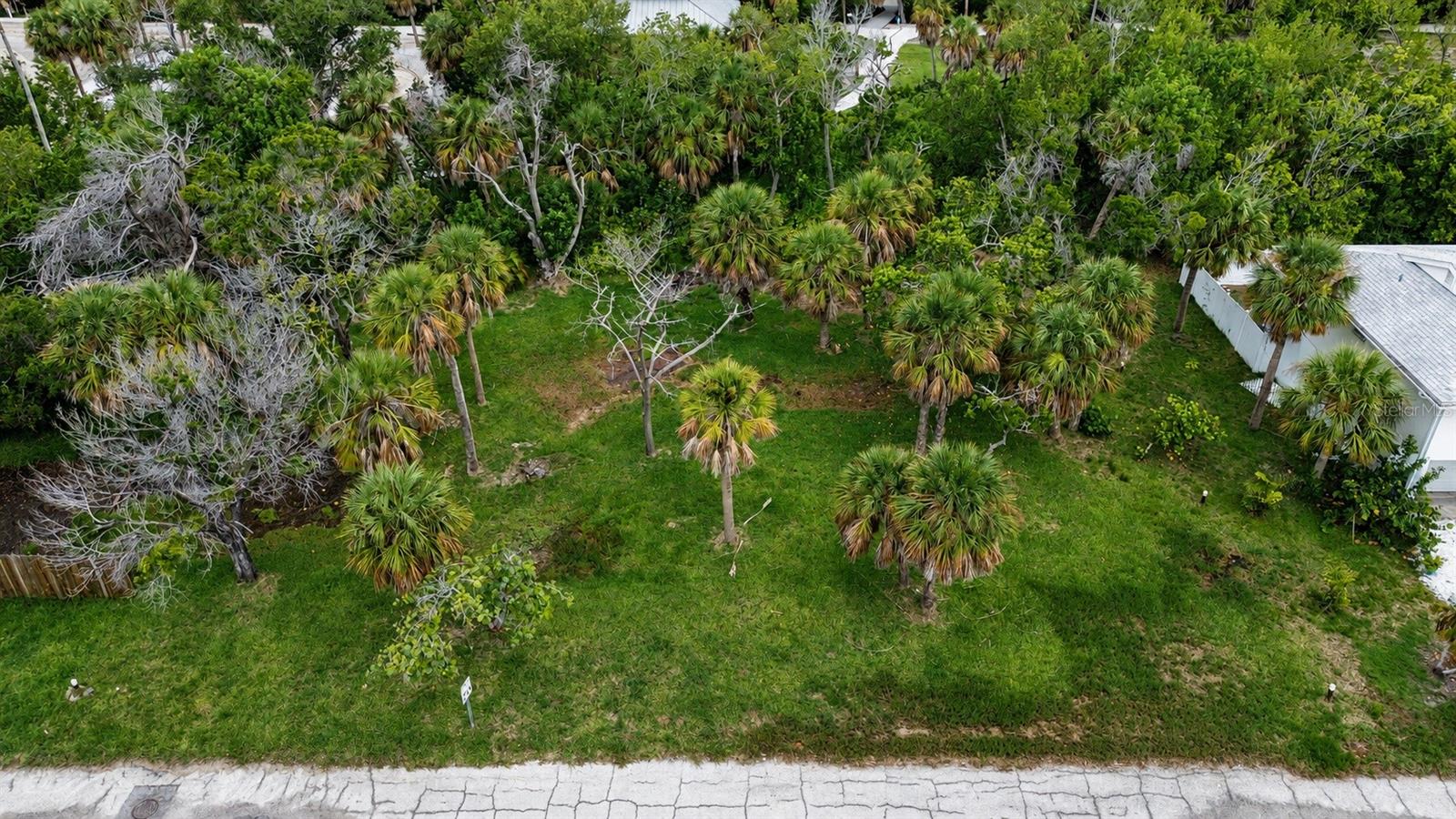 561 Gulf Bay Rd Property Photo 7