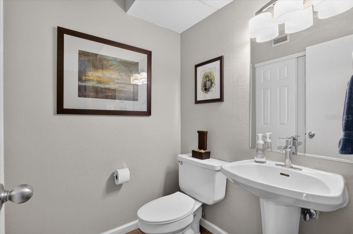 4001 Beneva Rd #310 Property Photo 32