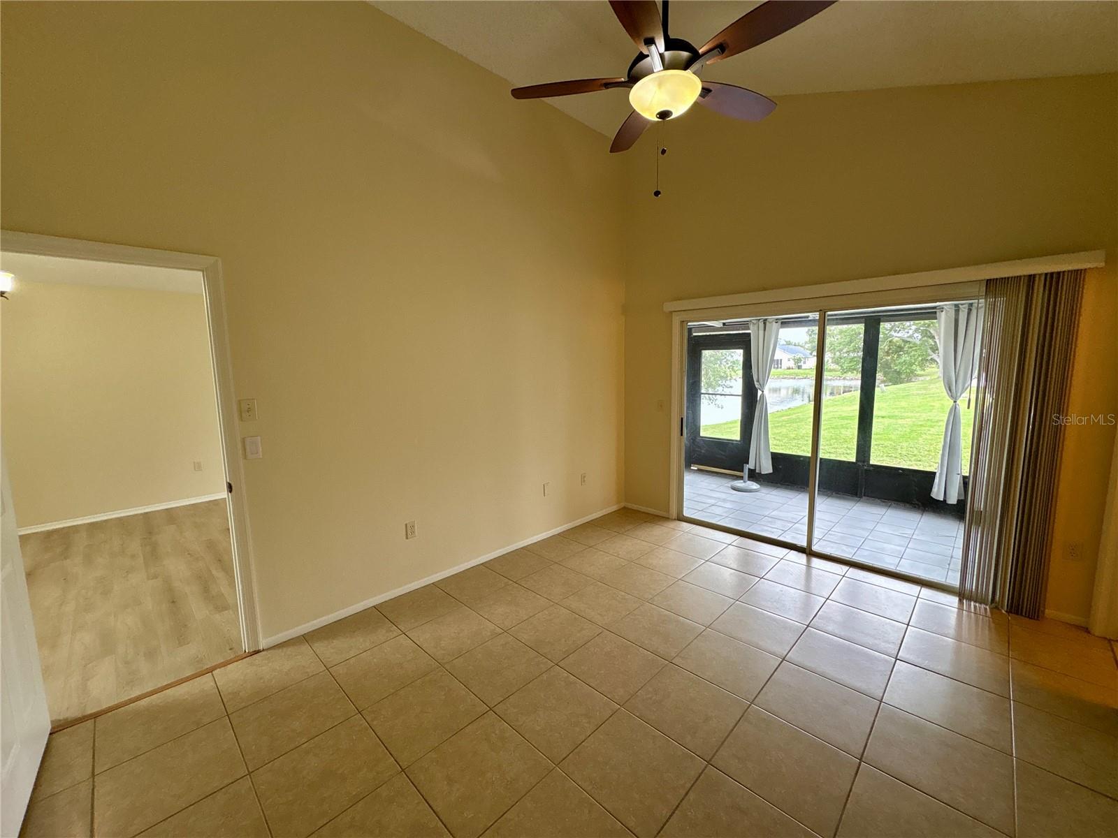 4007 39th St W Property Photo 15