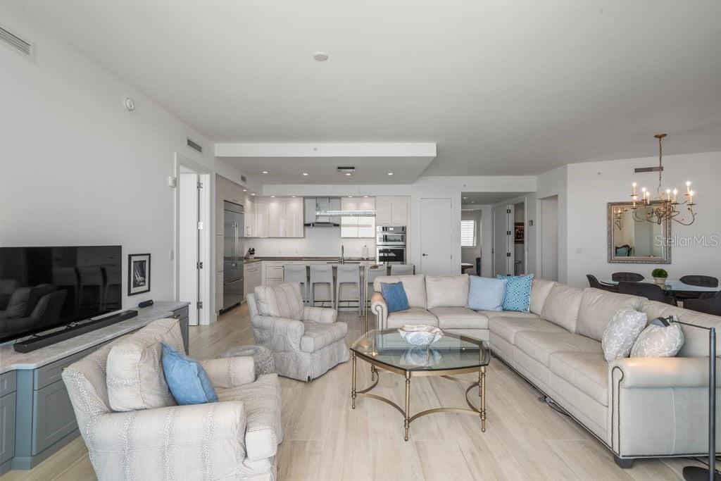 1155 N Gulfstream Ave #802 Property Photo 33
