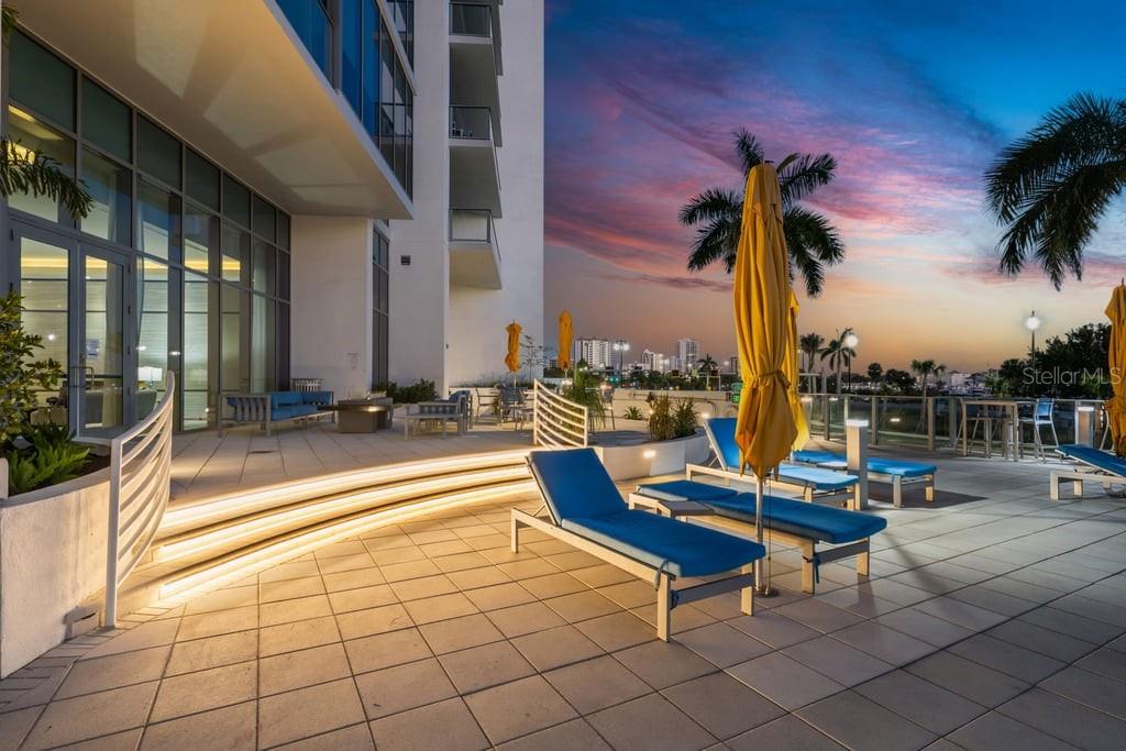1155 N Gulfstream Ave #802 Property Photo 84