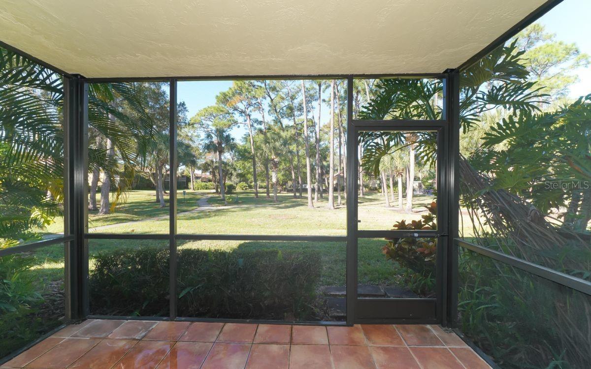 942 La Costa Cir #9 Property Photo 16