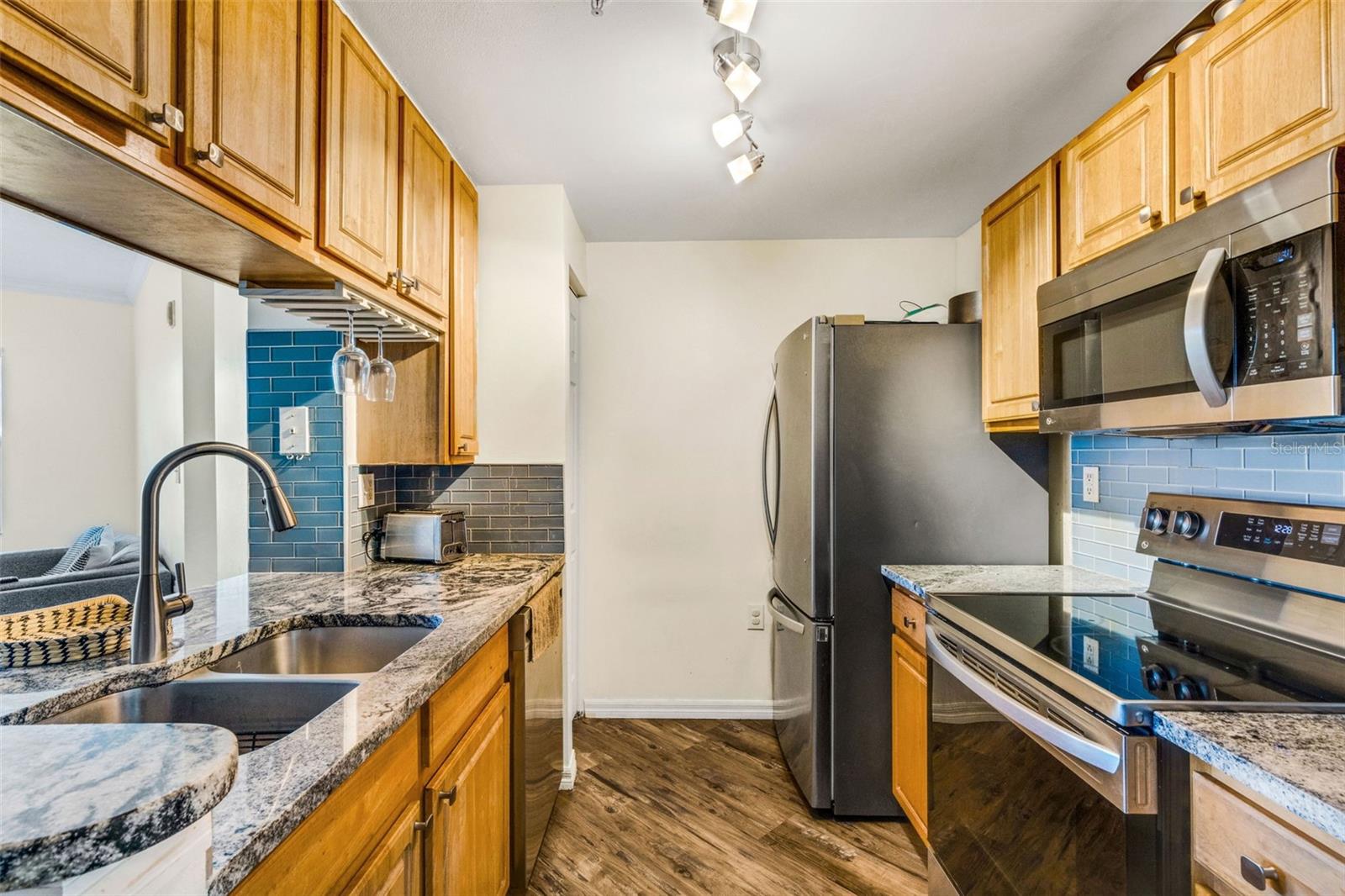 5601 Bentgrass Dr #10-202 Property Photo 9