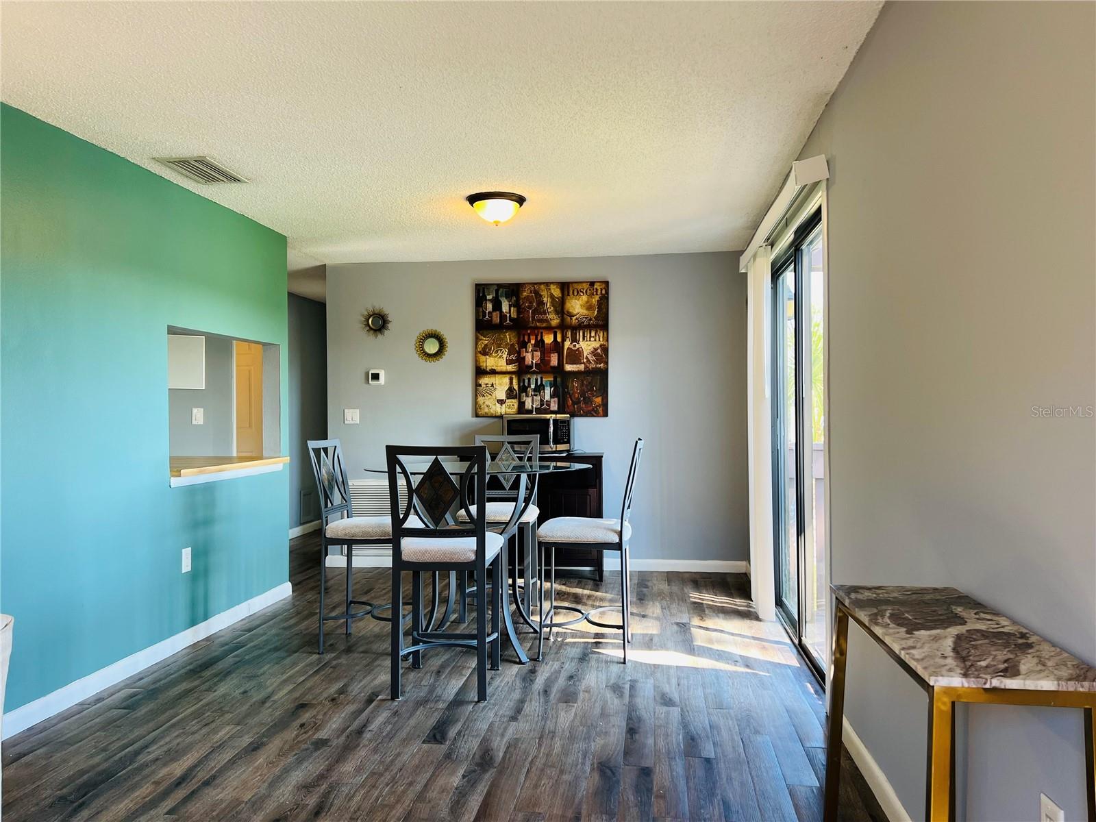 5026 Water Oak Dr #208 Property Photo 4
