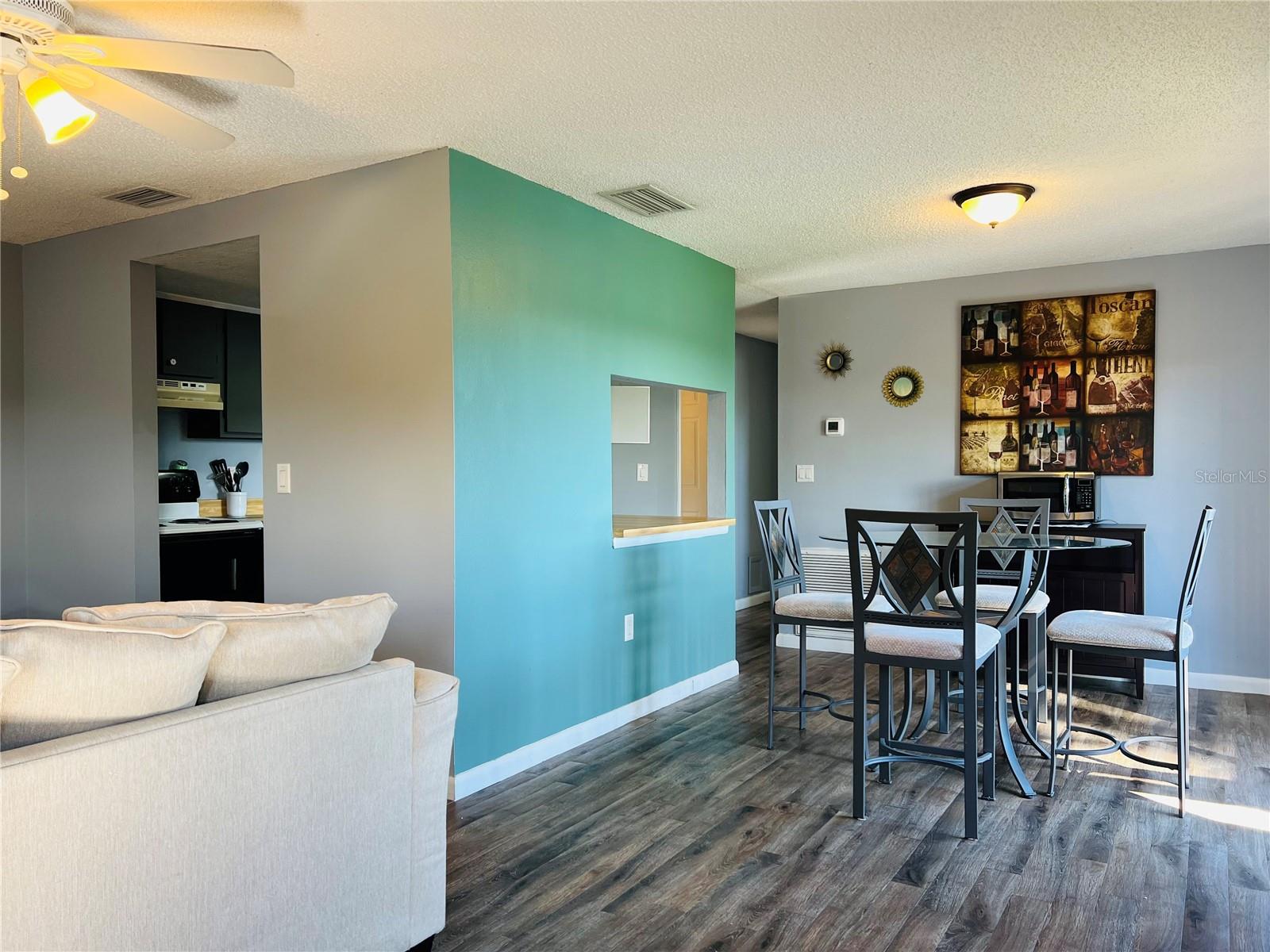 5026 Water Oak Dr #208 Property Photo 5
