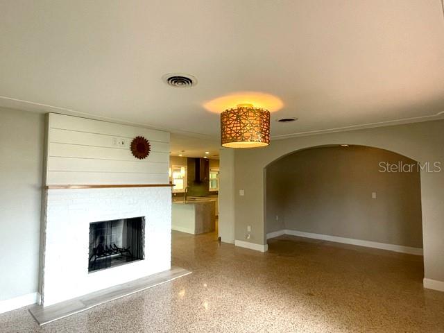 2253 Valencia Dr Property Photo 5
