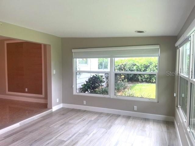 2253 Valencia Dr Property Photo 27