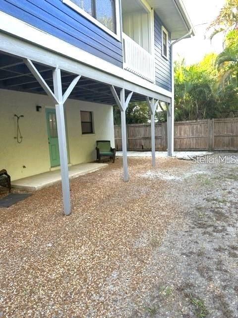 306 63rd St #b Property Photo 3