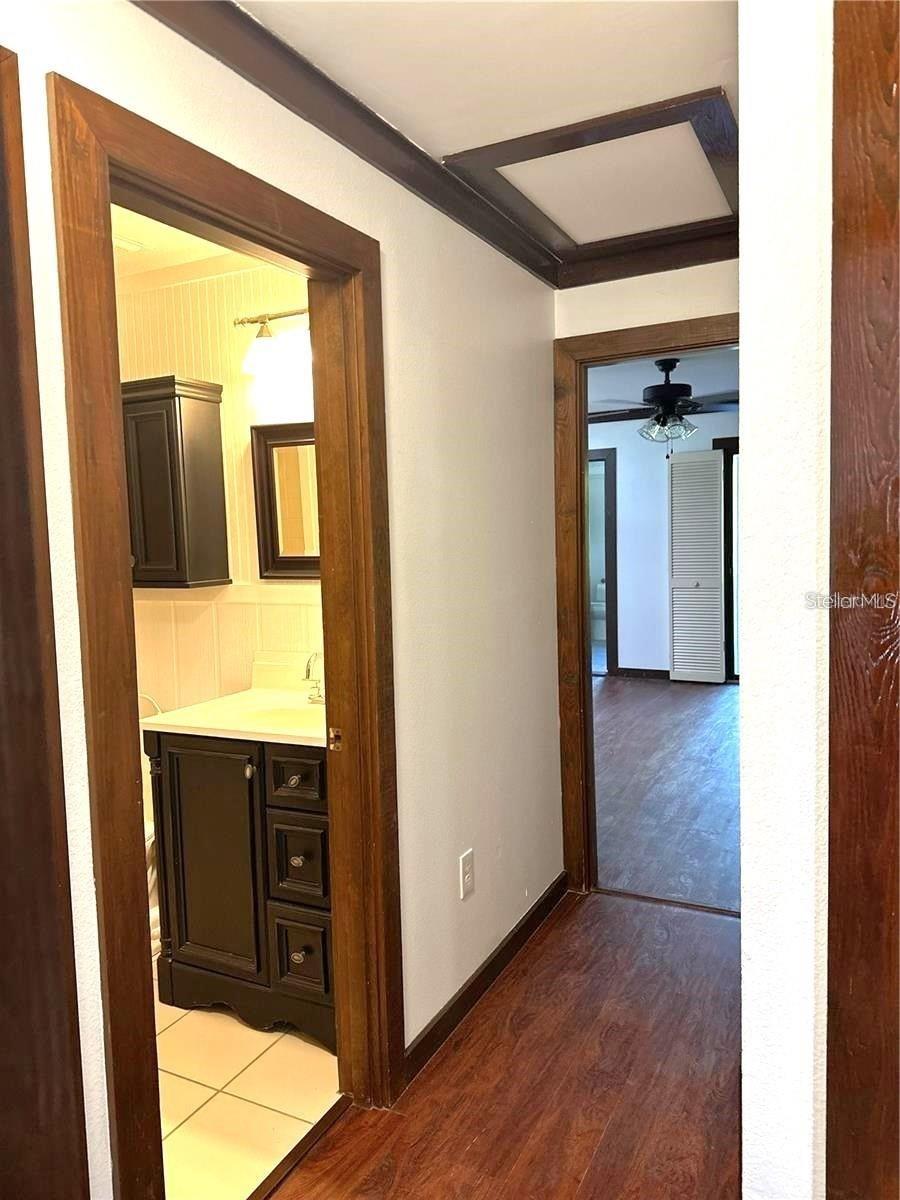 306 63rd St #b Property Photo 14