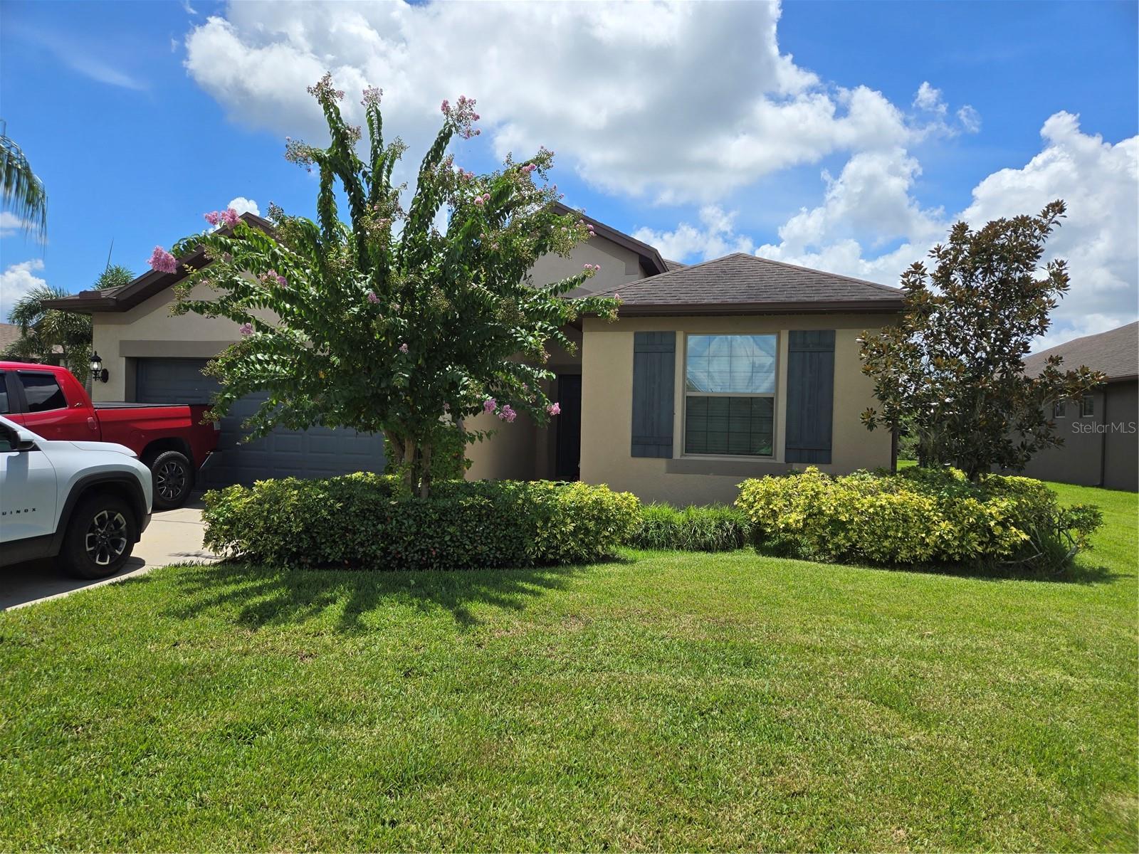 10801 52ND CT E Property Photo 1