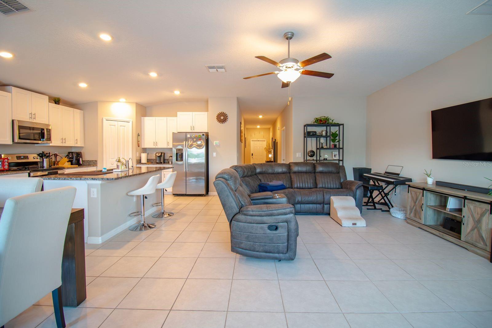 5466 Blue Azure Dr Property Photo 10