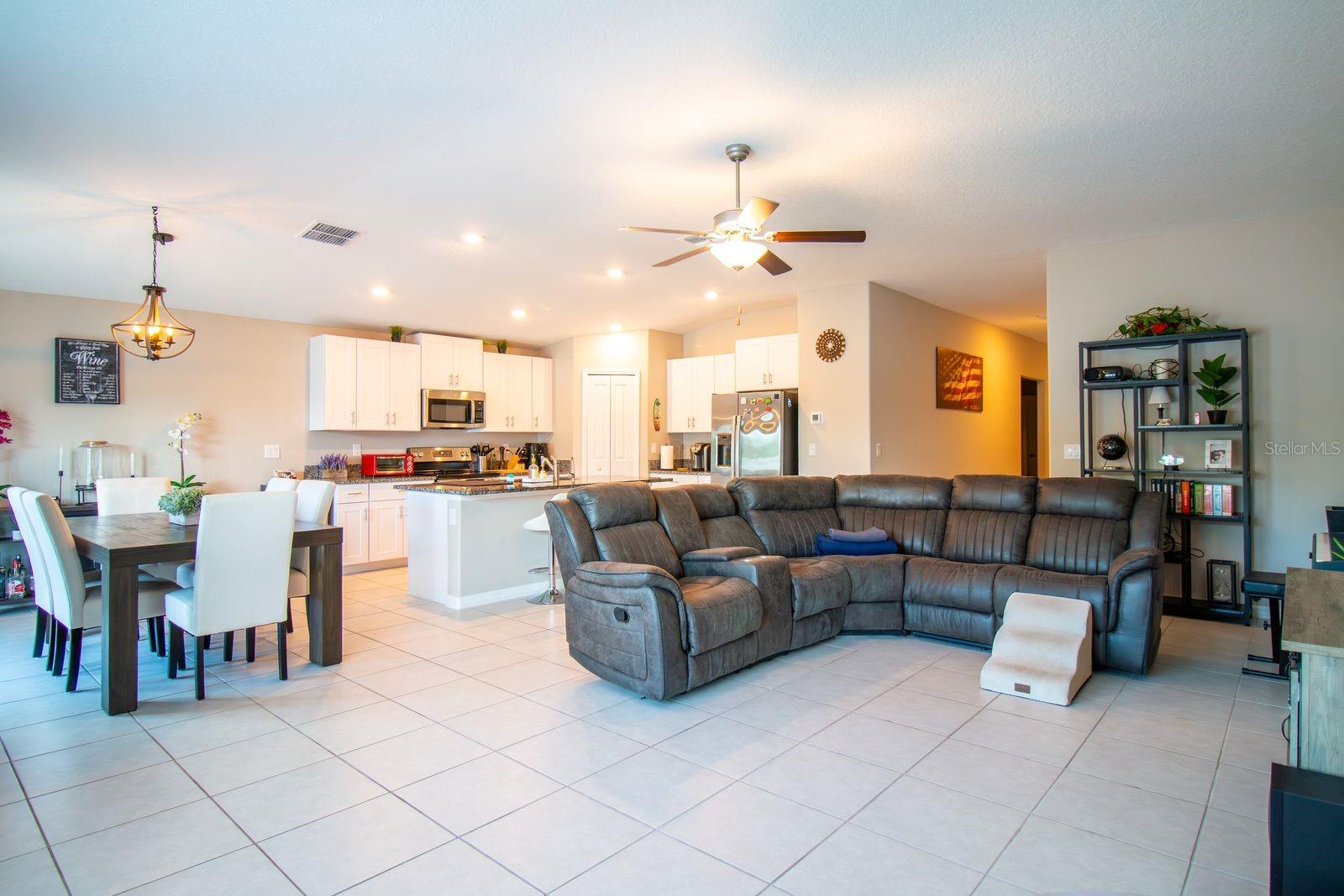 5466 Blue Azure Dr Property Photo 13