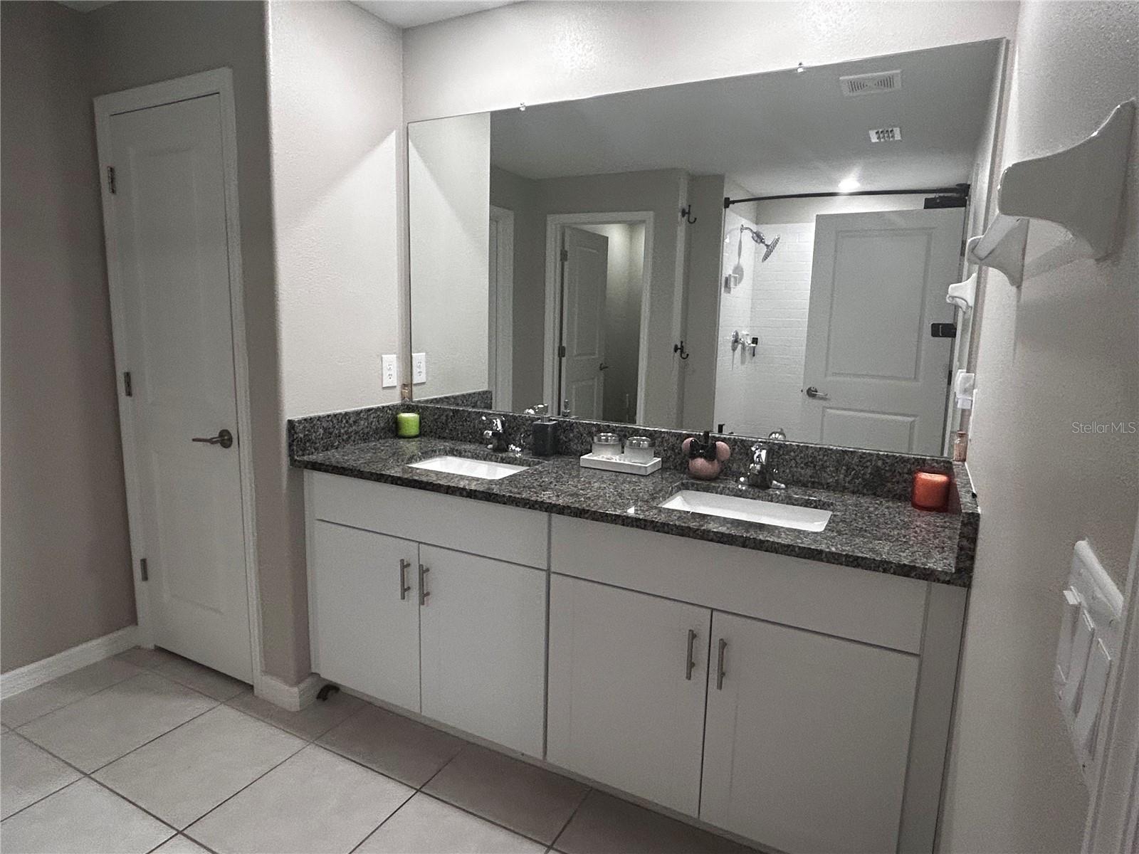 5466 Blue Azure Dr Property Photo 27