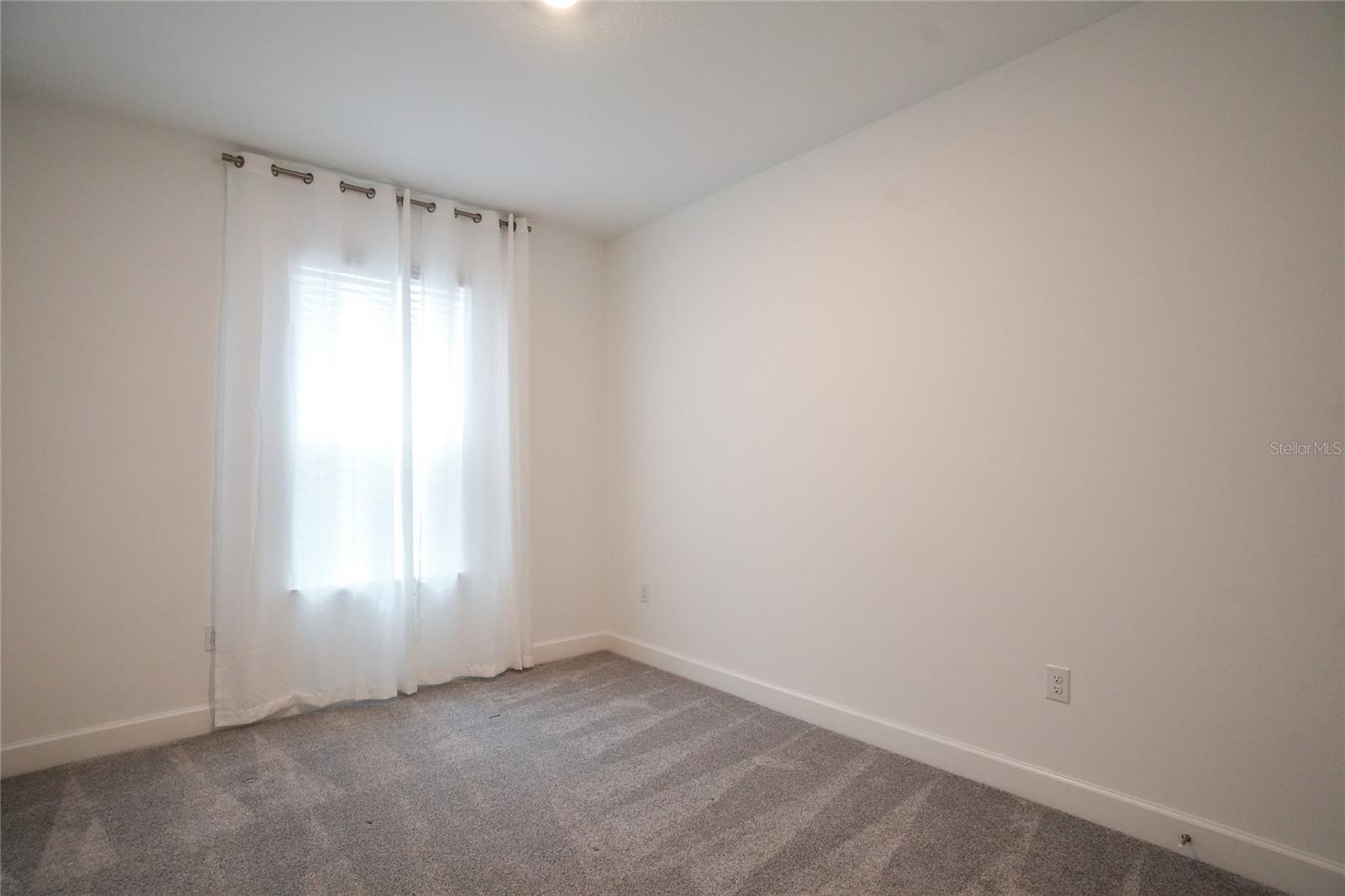 16117 Isola Pl Property Photo 17