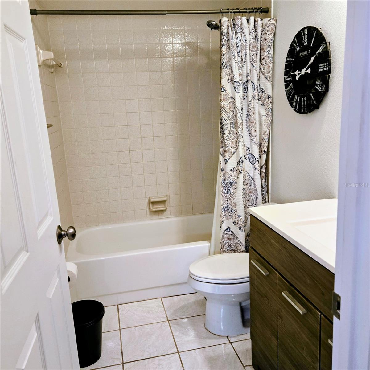302 40th Street Cir W Property Photo 12