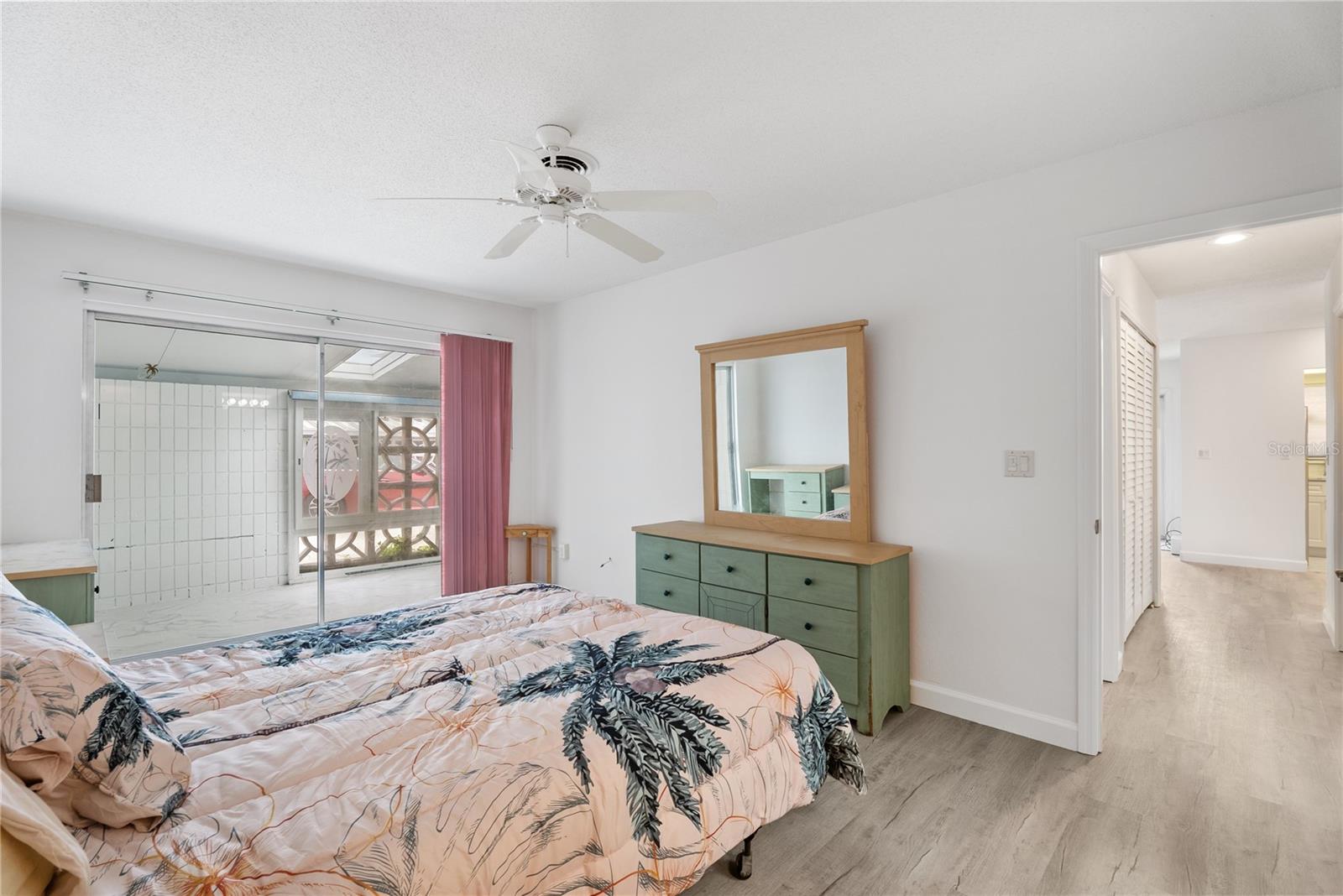 1205 Tarpon Center Dr #e2 Property Photo 14