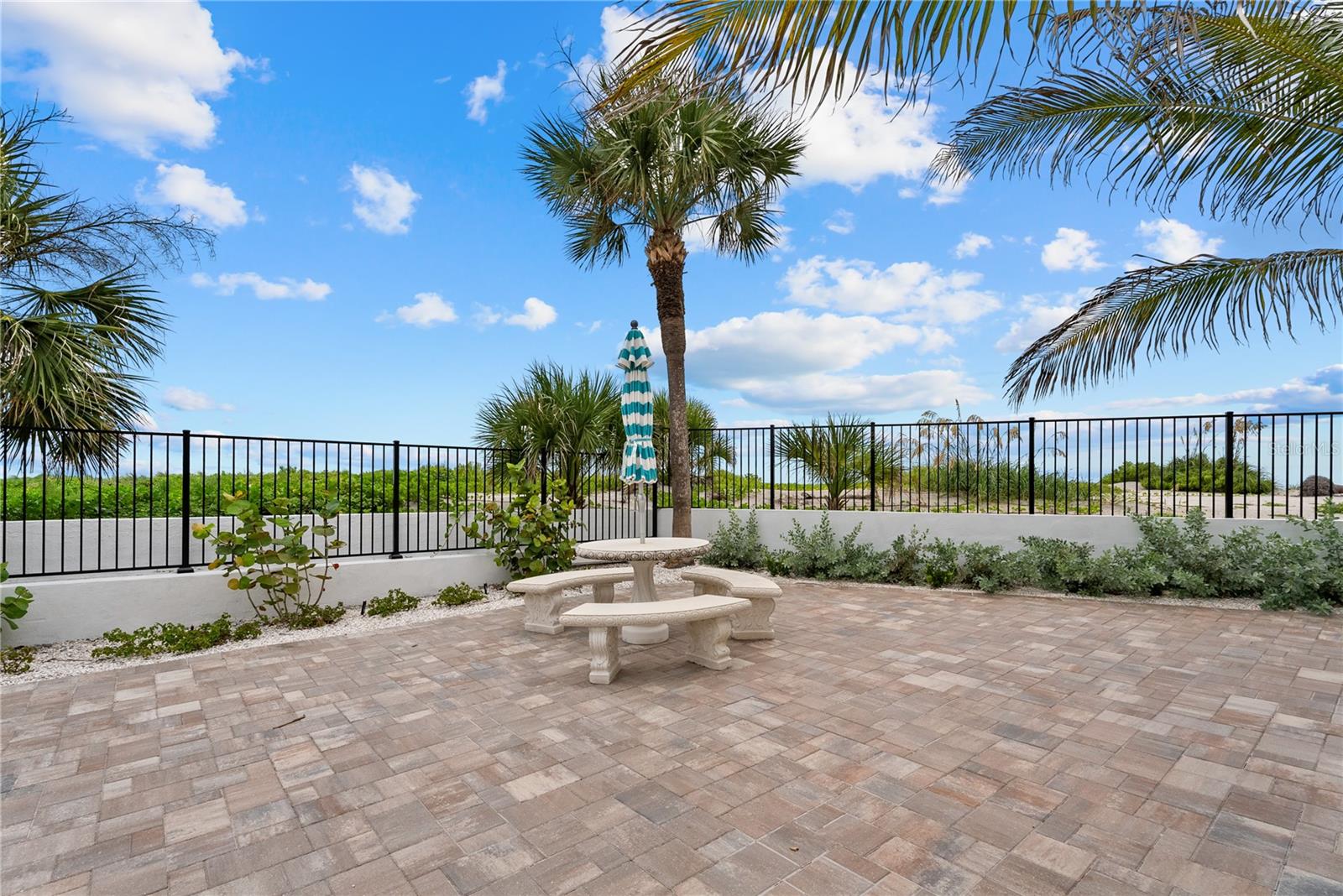 1205 Tarpon Center Dr #e2 Property Photo 22