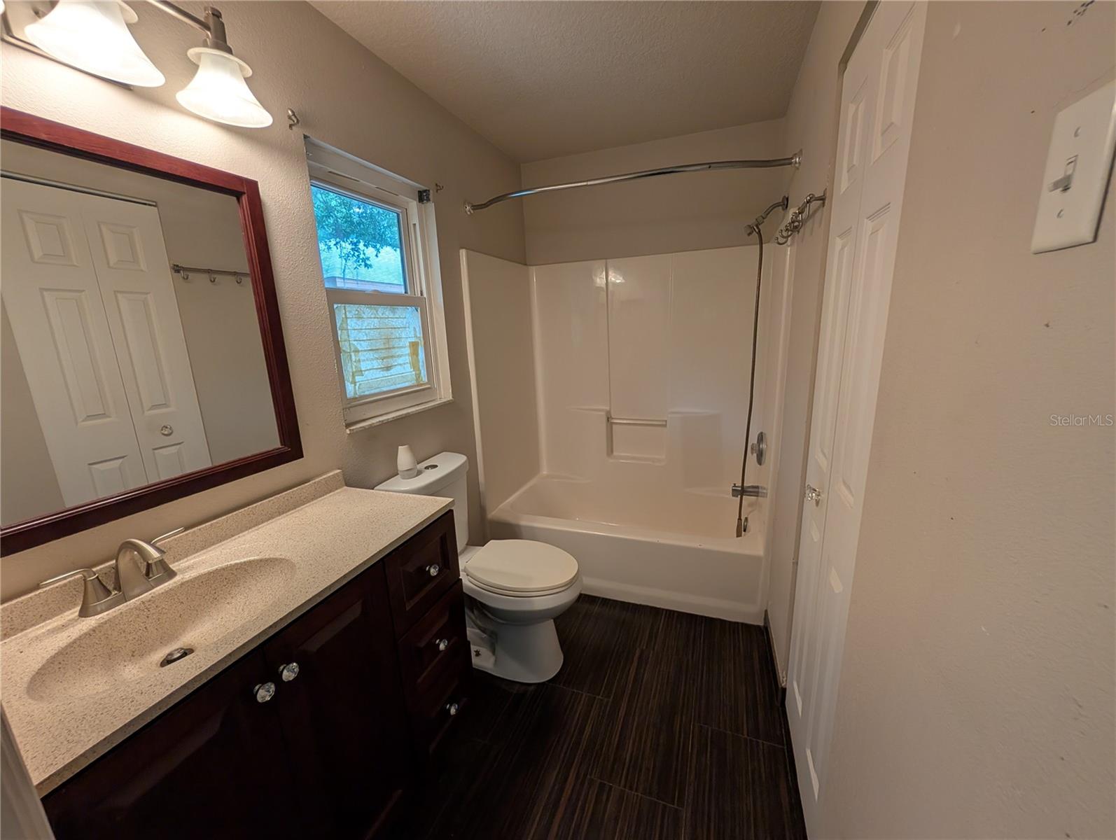 638 N Jefferson Ave #15 Property Photo 13