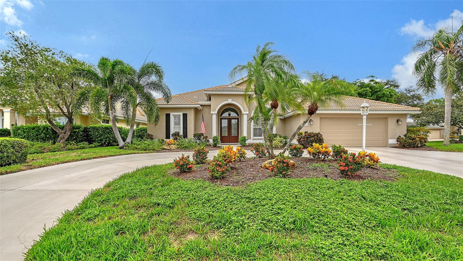 6682 Saint James Xing Property Photo 1
