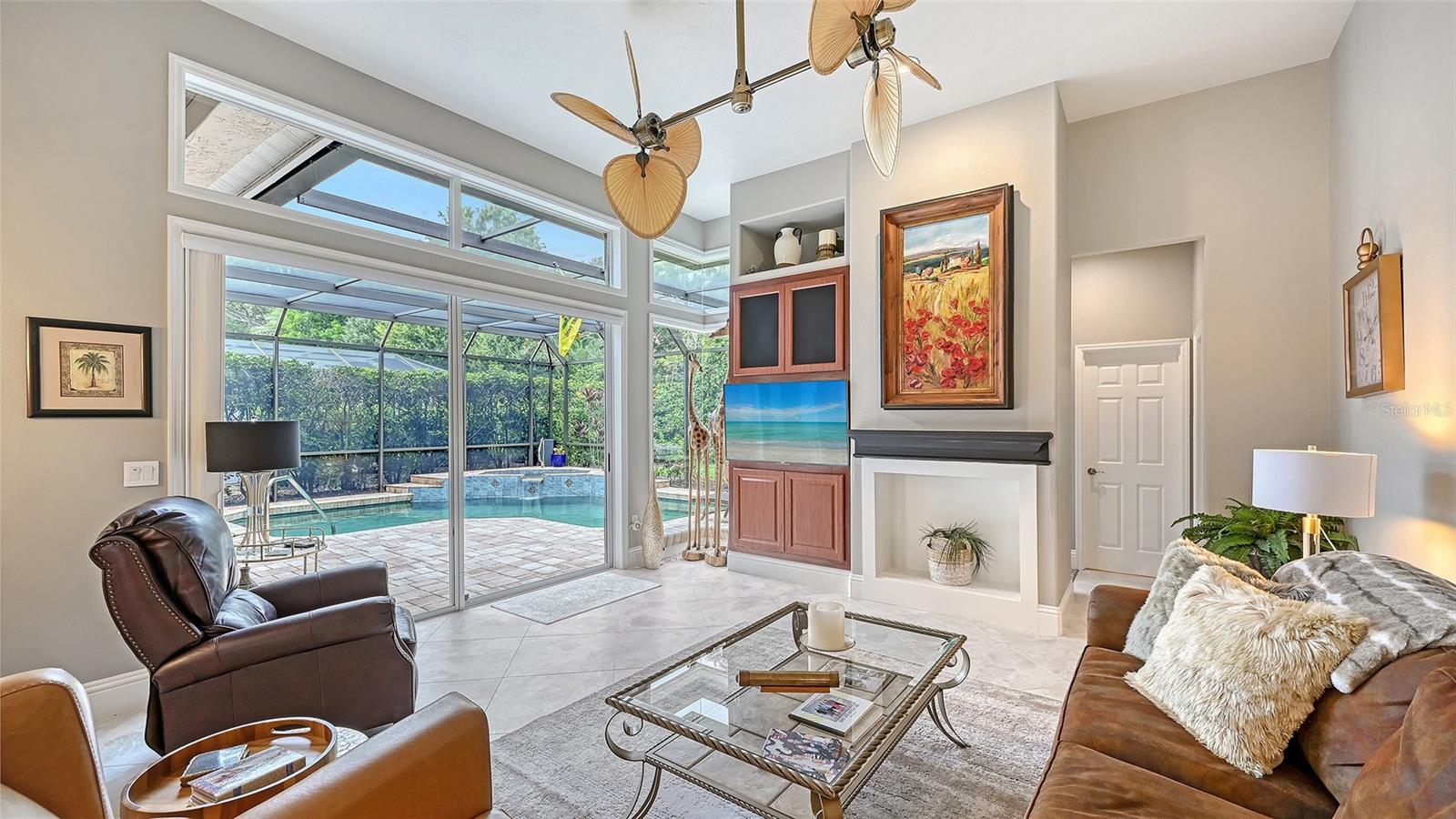 6682 Saint James Xing Property Photo 19