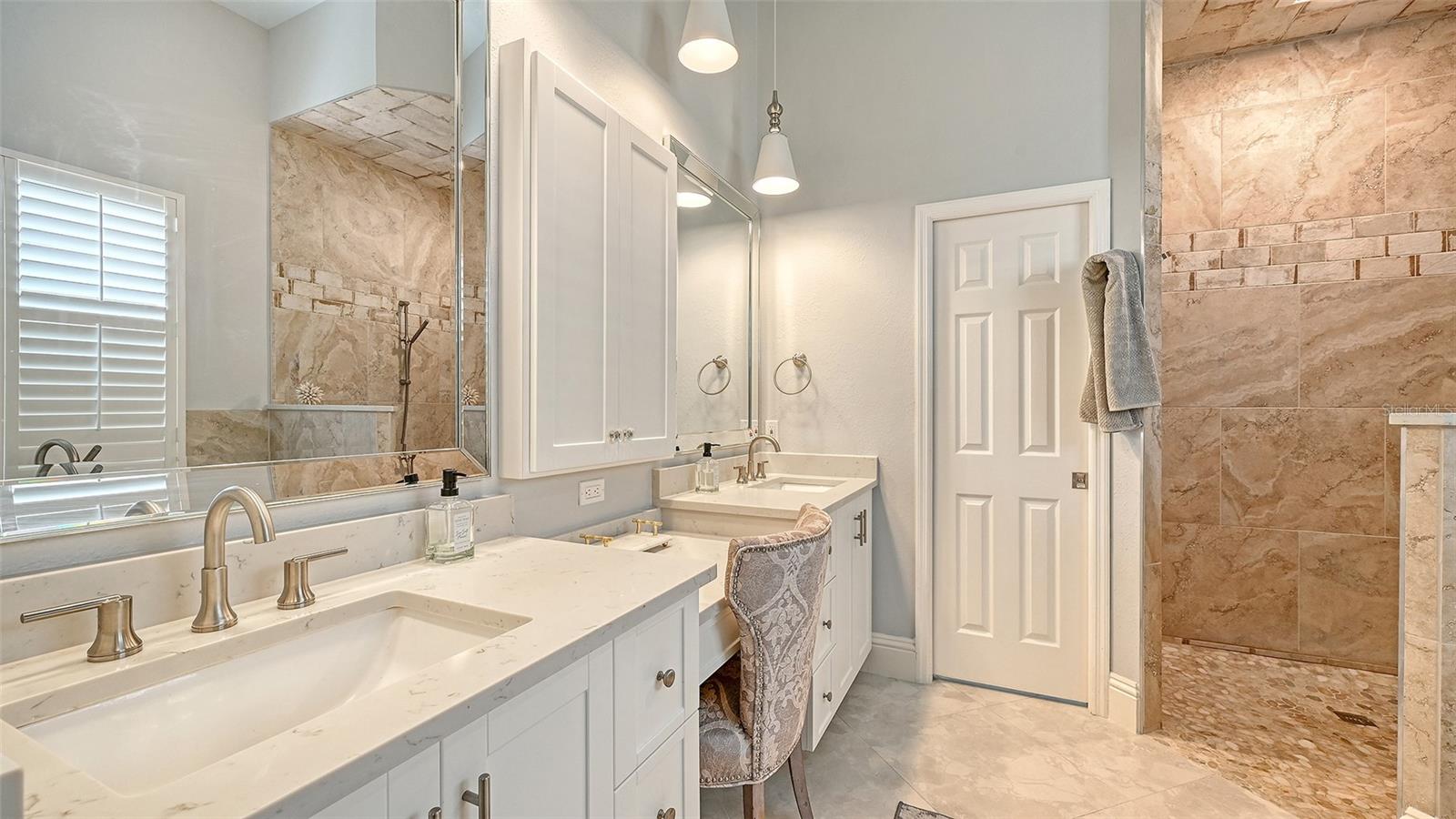6682 Saint James Xing Property Photo 26
