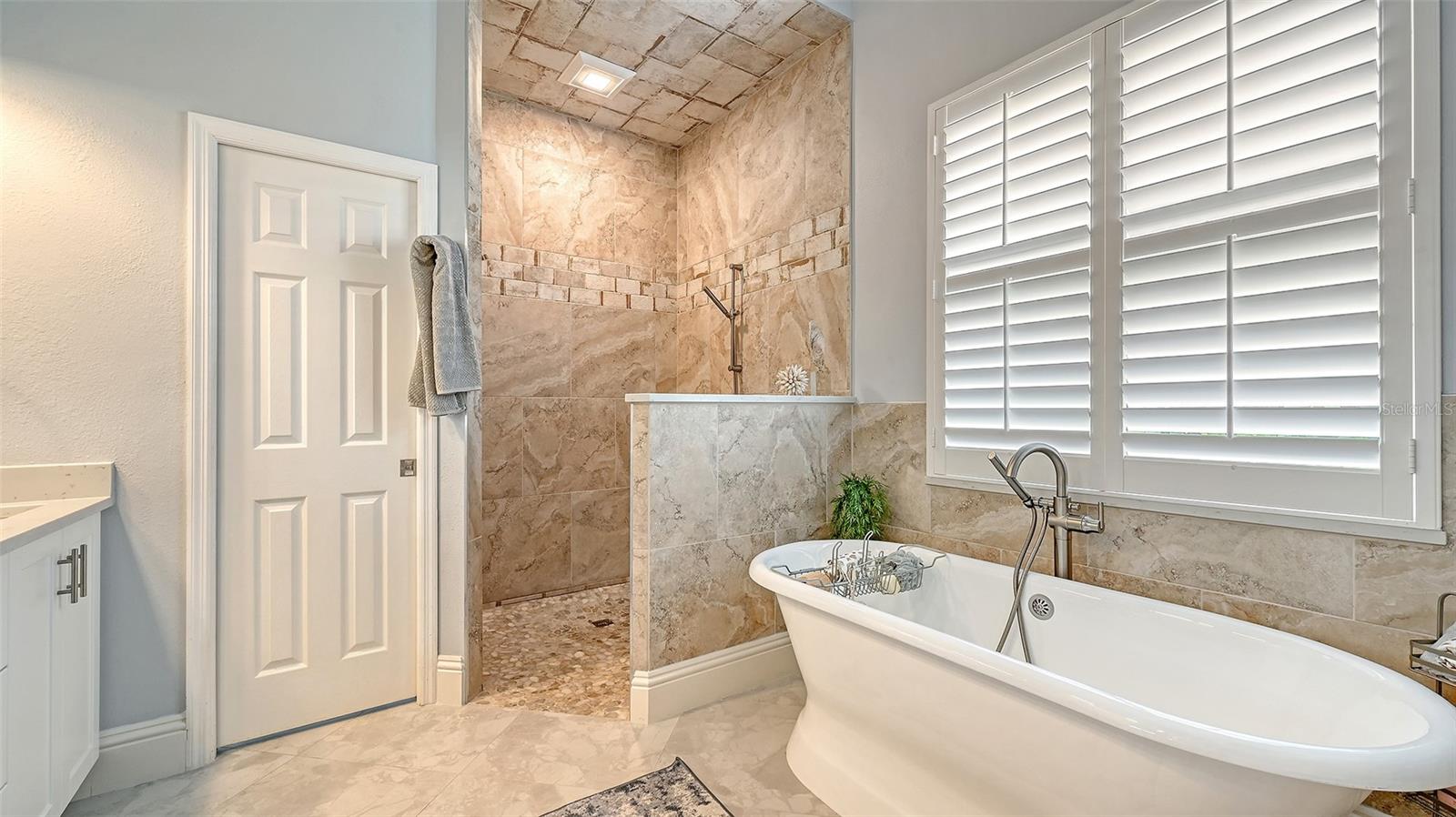 6682 Saint James Xing Property Photo 27