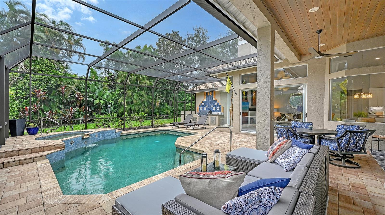 6682 Saint James Xing Property Photo 41