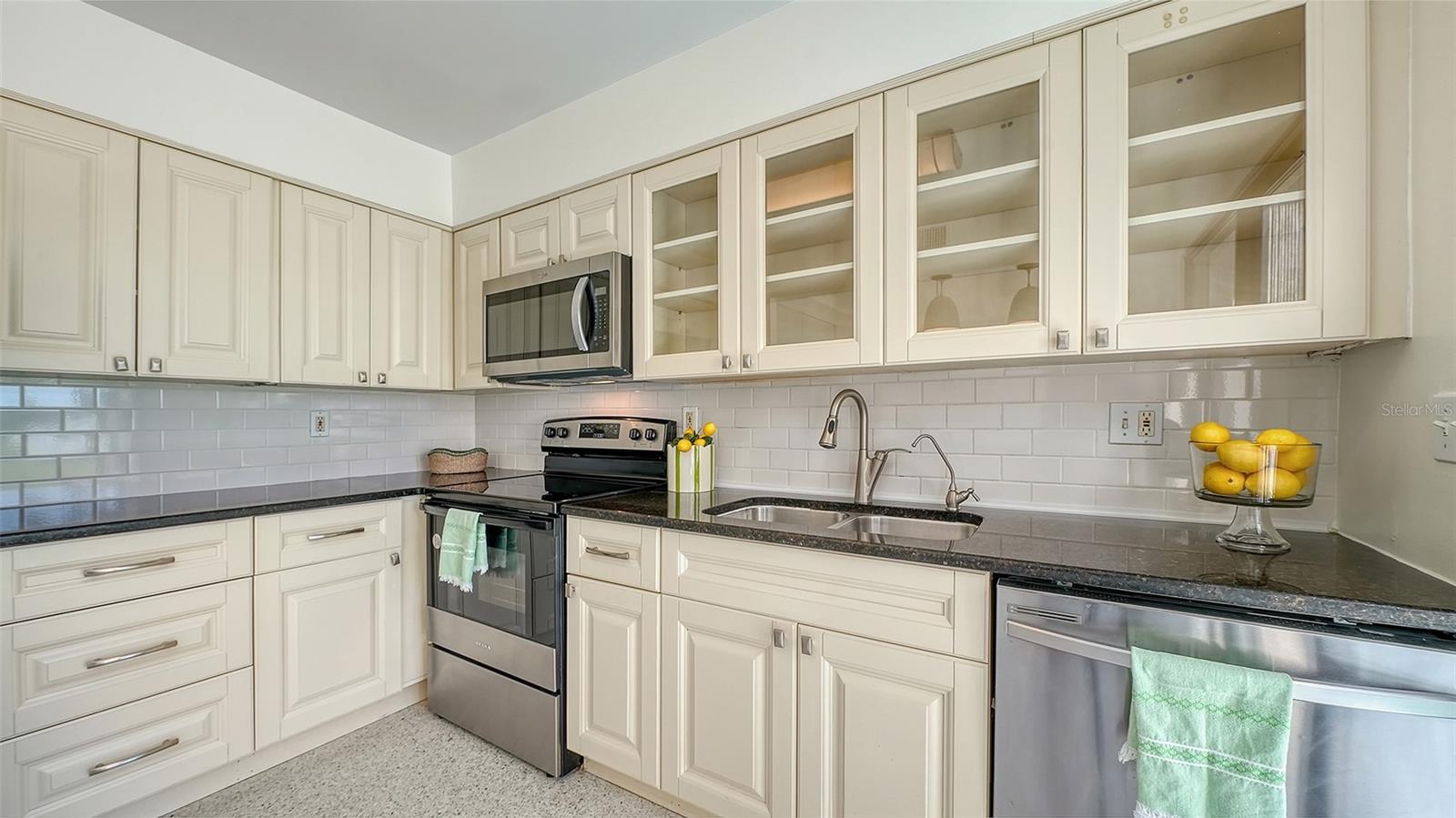 2761 Horseshoe Ct #q4 Property Photo 13