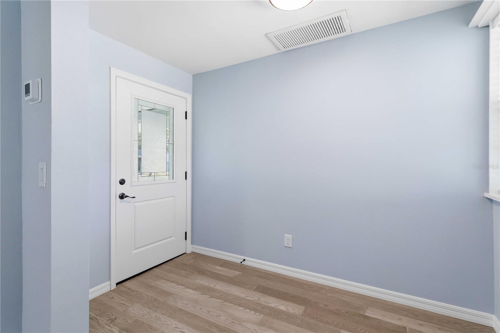 607 Manatee Ave Property Photo 5
