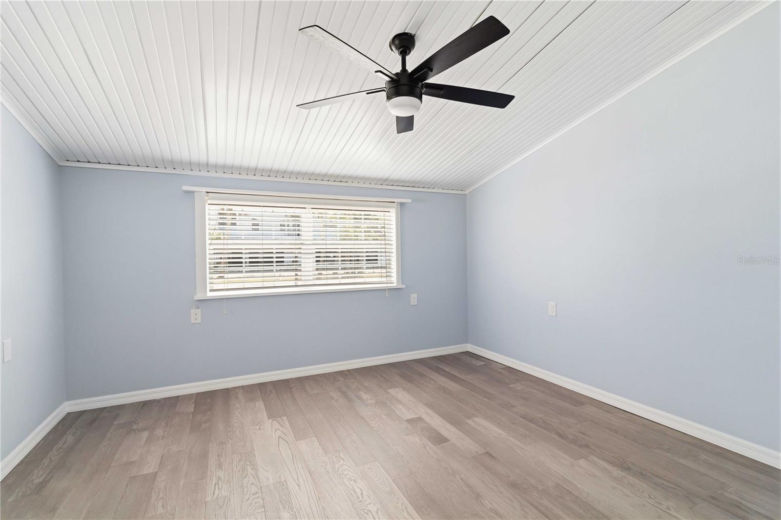 607 Manatee Ave Property Photo 21