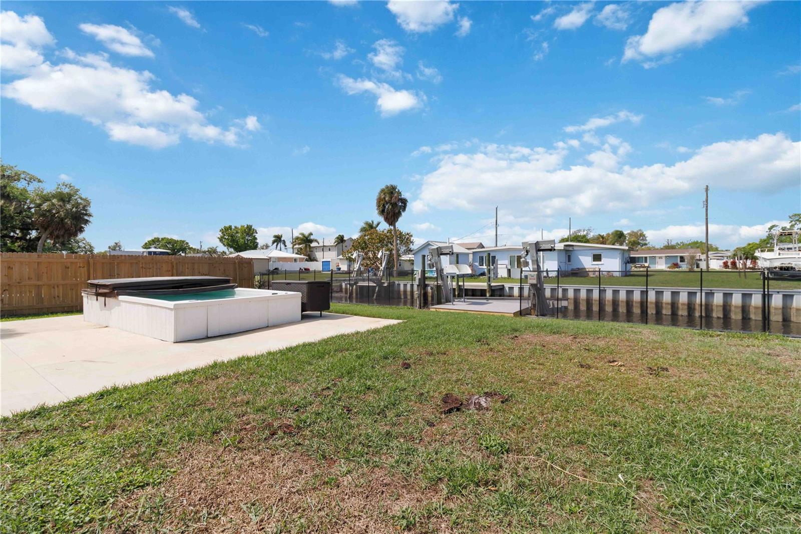607 Manatee Ave Property Photo 27