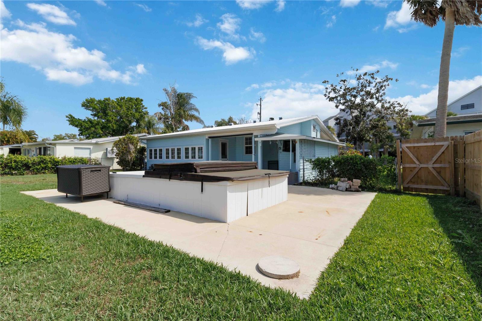 607 Manatee Ave Property Photo 29