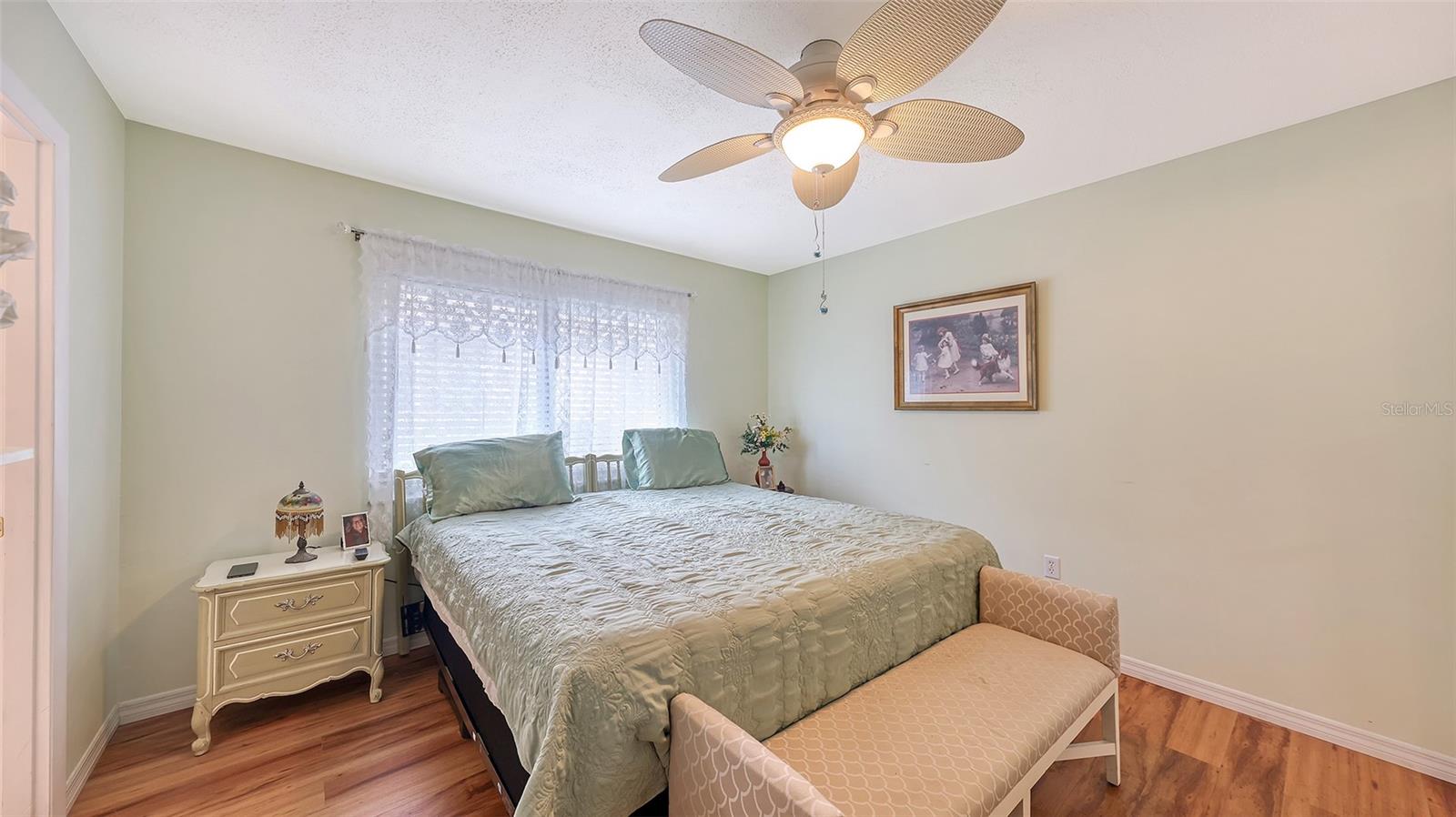 2623 Riverbluff Pkwy #v144 Property Photo 16