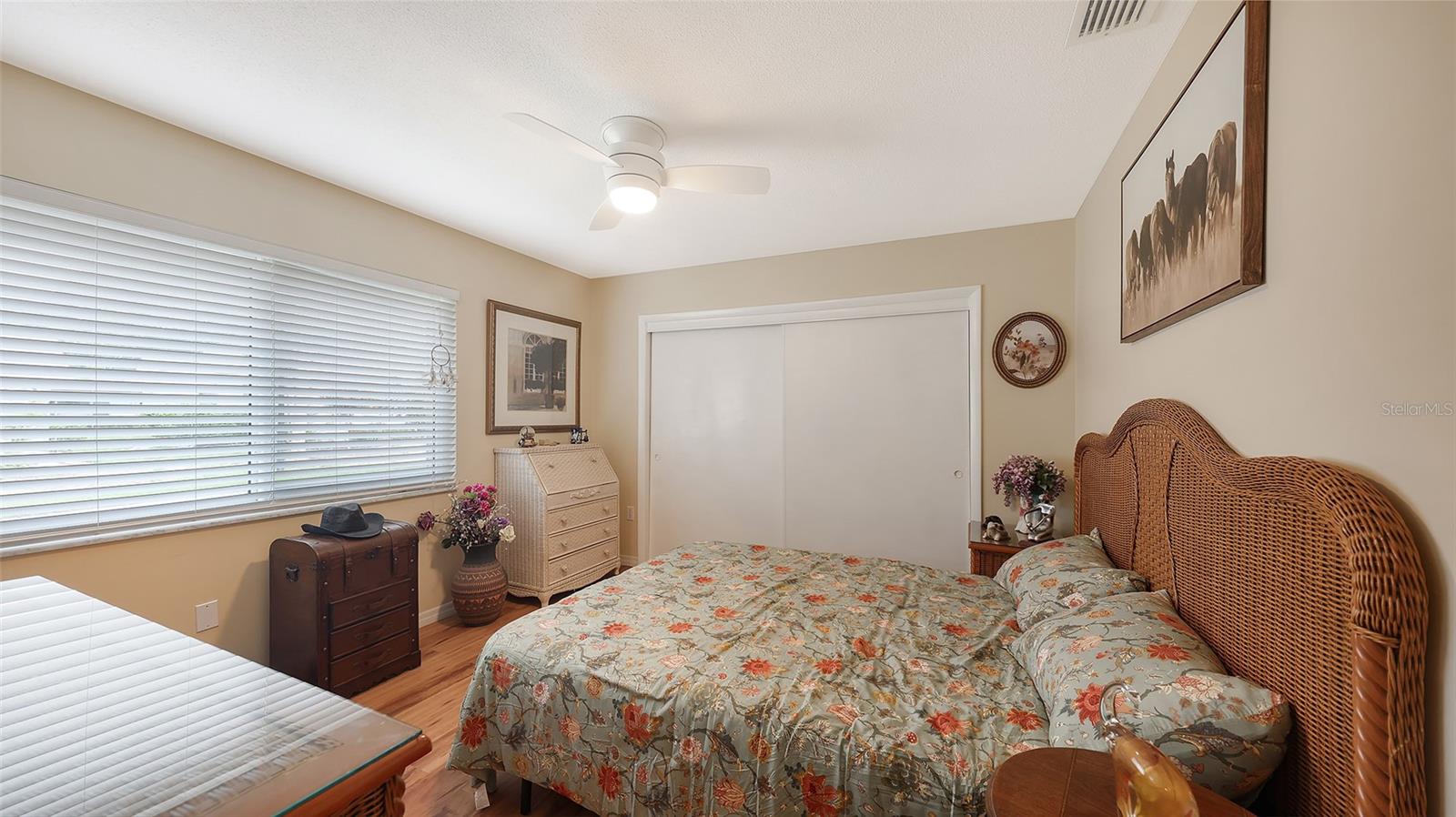 2623 Riverbluff Pkwy #v144 Property Photo 19