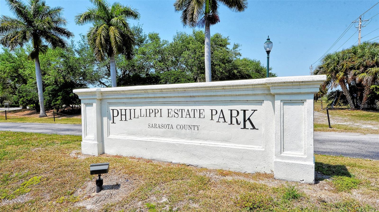 2623 Riverbluff Pkwy #v144 Property Photo 44