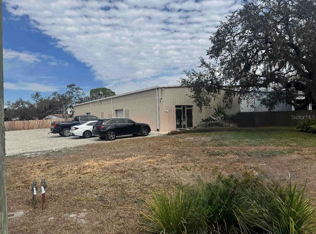 5401 PALMER BLVD