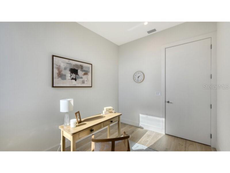 33 S Palm Ave #904 Property Photo 15