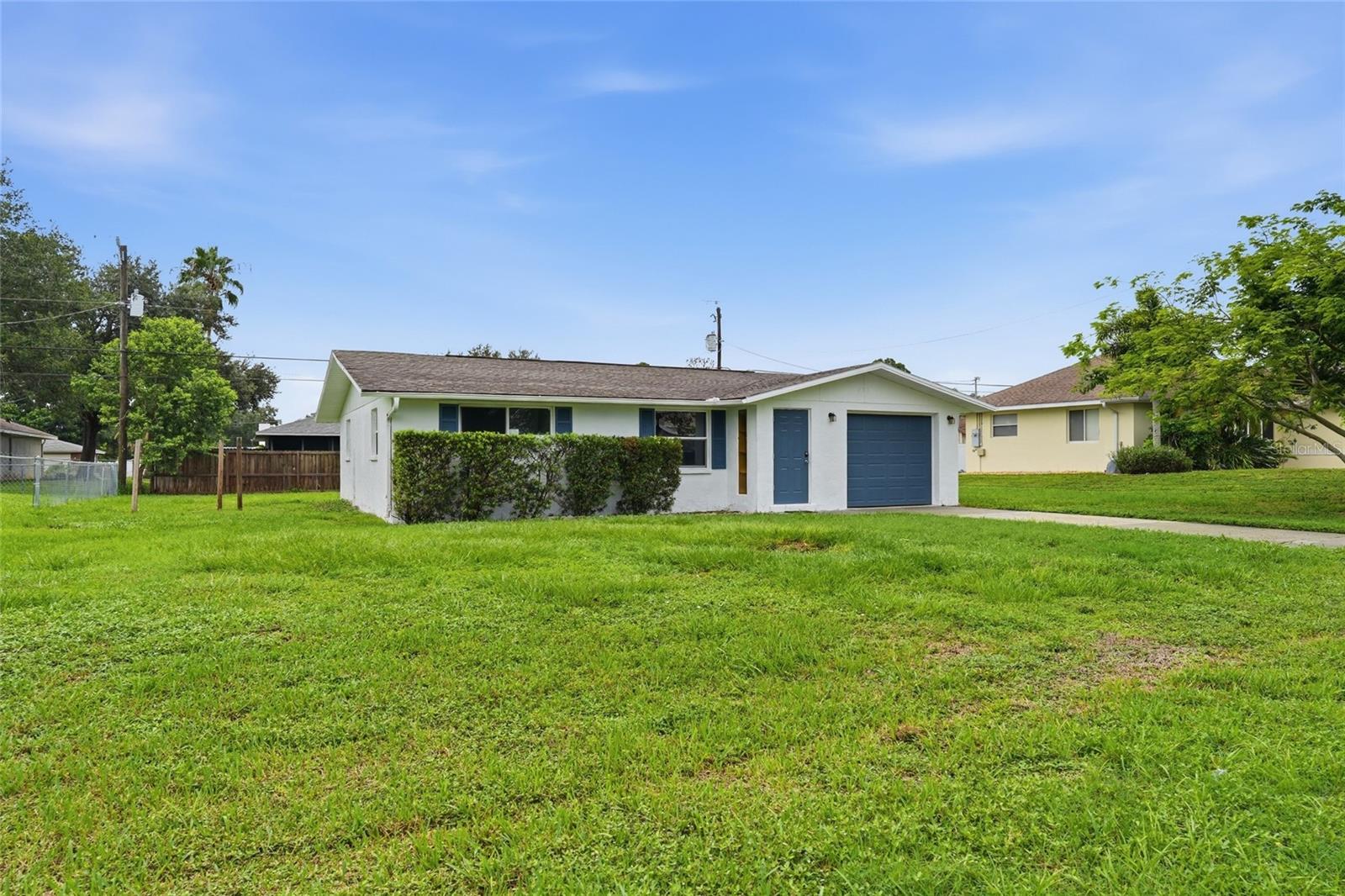 935 Everest Rd Property Photo 12