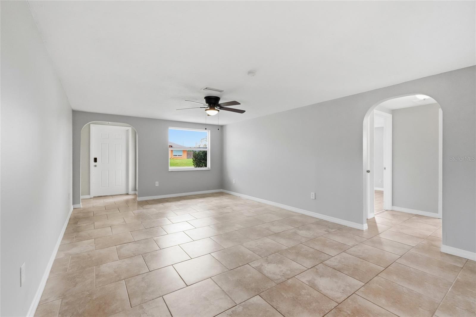 935 Everest Rd Property Photo 19