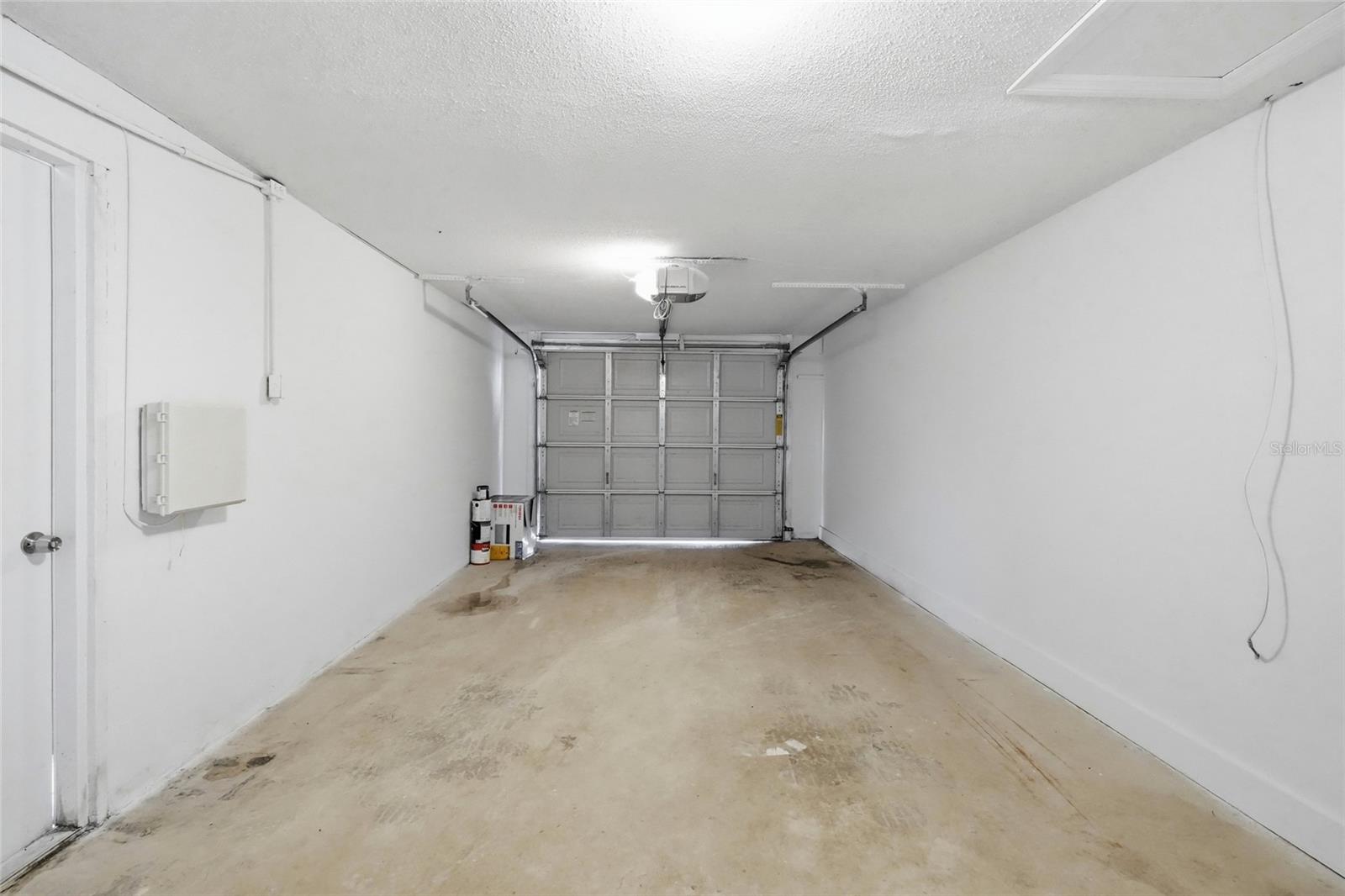935 Everest Rd Property Photo 47