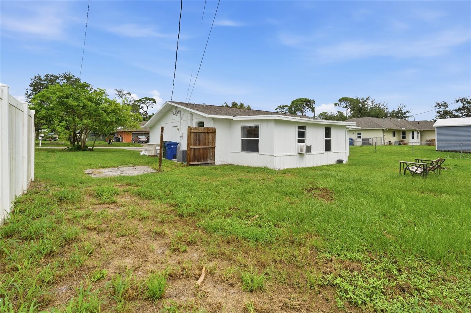 935 Everest Rd Property Photo 51