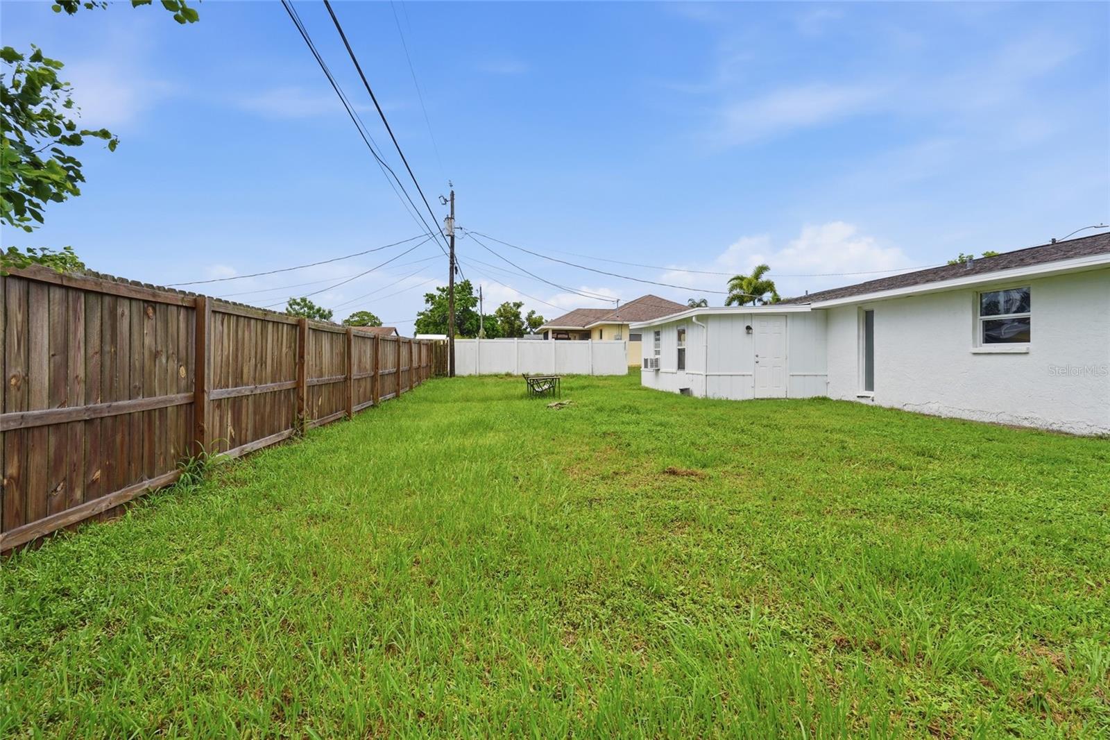 935 Everest Rd Property Photo 55